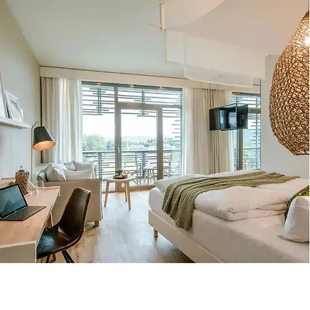 Senteco Corner Apartment *